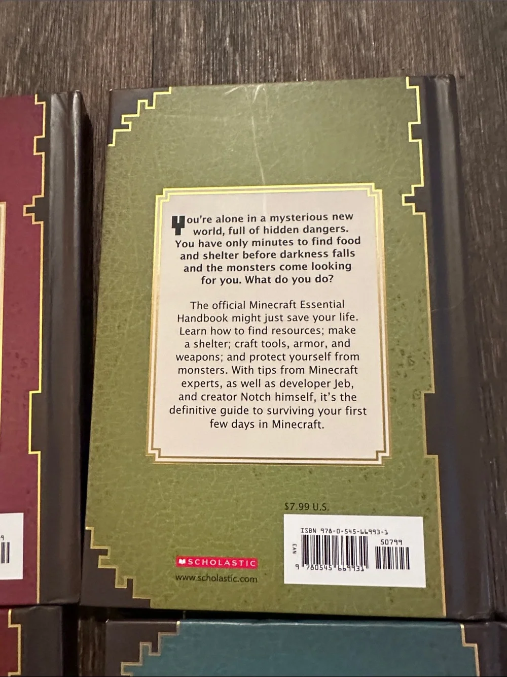 Minecraft set of 4 handbook Set combat, redstone, essential, and construction